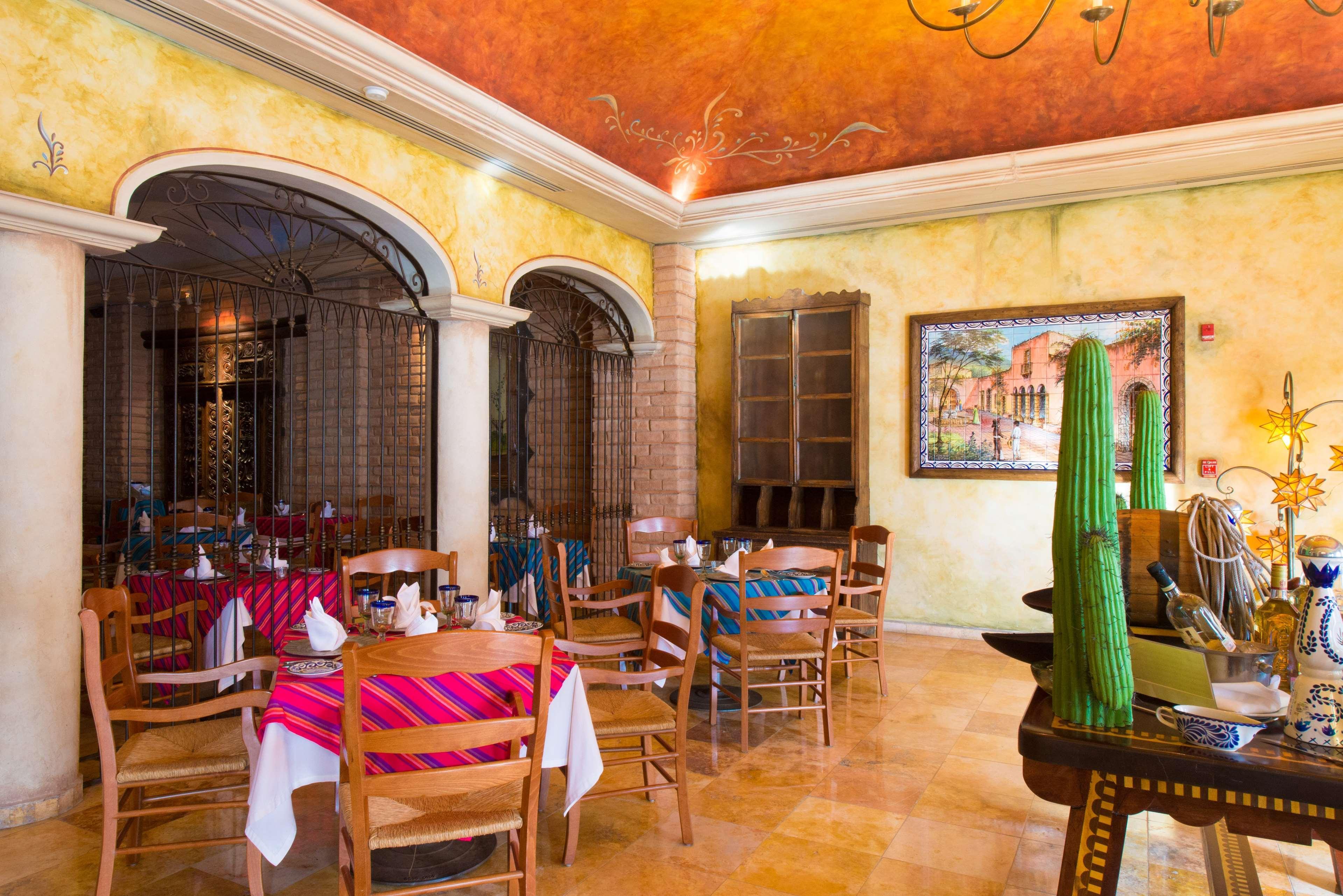 Gr Solaris Lighthouse Hotel San Jose del Cabo Bagian luar foto